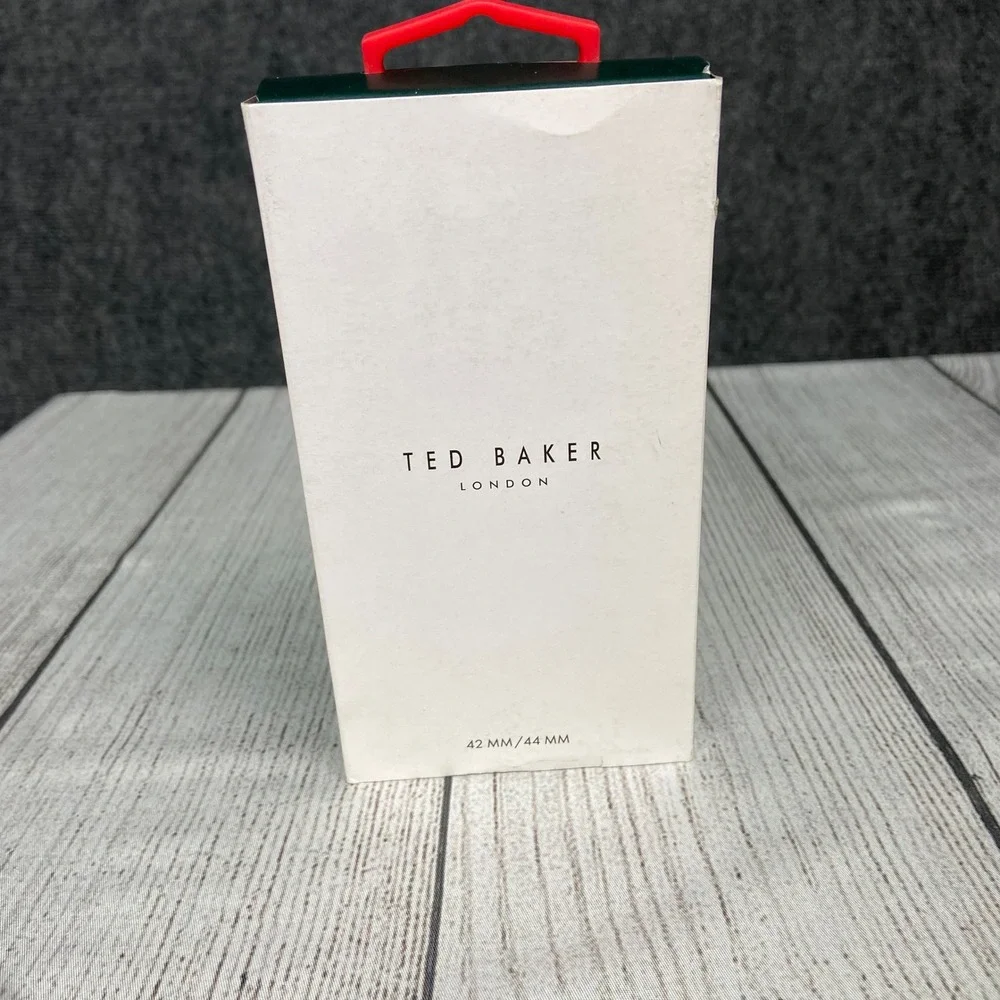 Ted Baker pet style